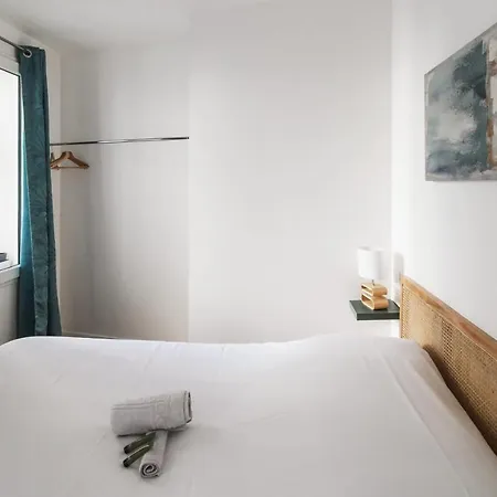 Lovely Flat 5 Min Away From The Champs Elysees - - Welkeys Paříž