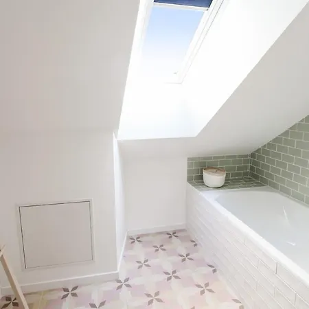 Lovely Flat 5 Min Away From The Champs Elysees - - Welkeys *